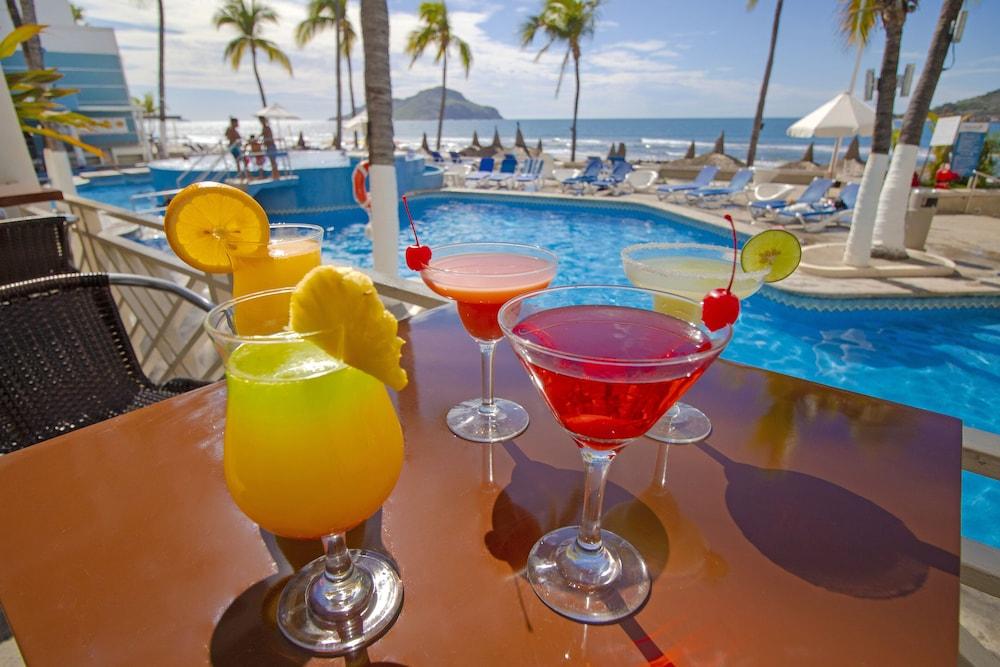 Oceano Palace Mazatlán Exterior foto